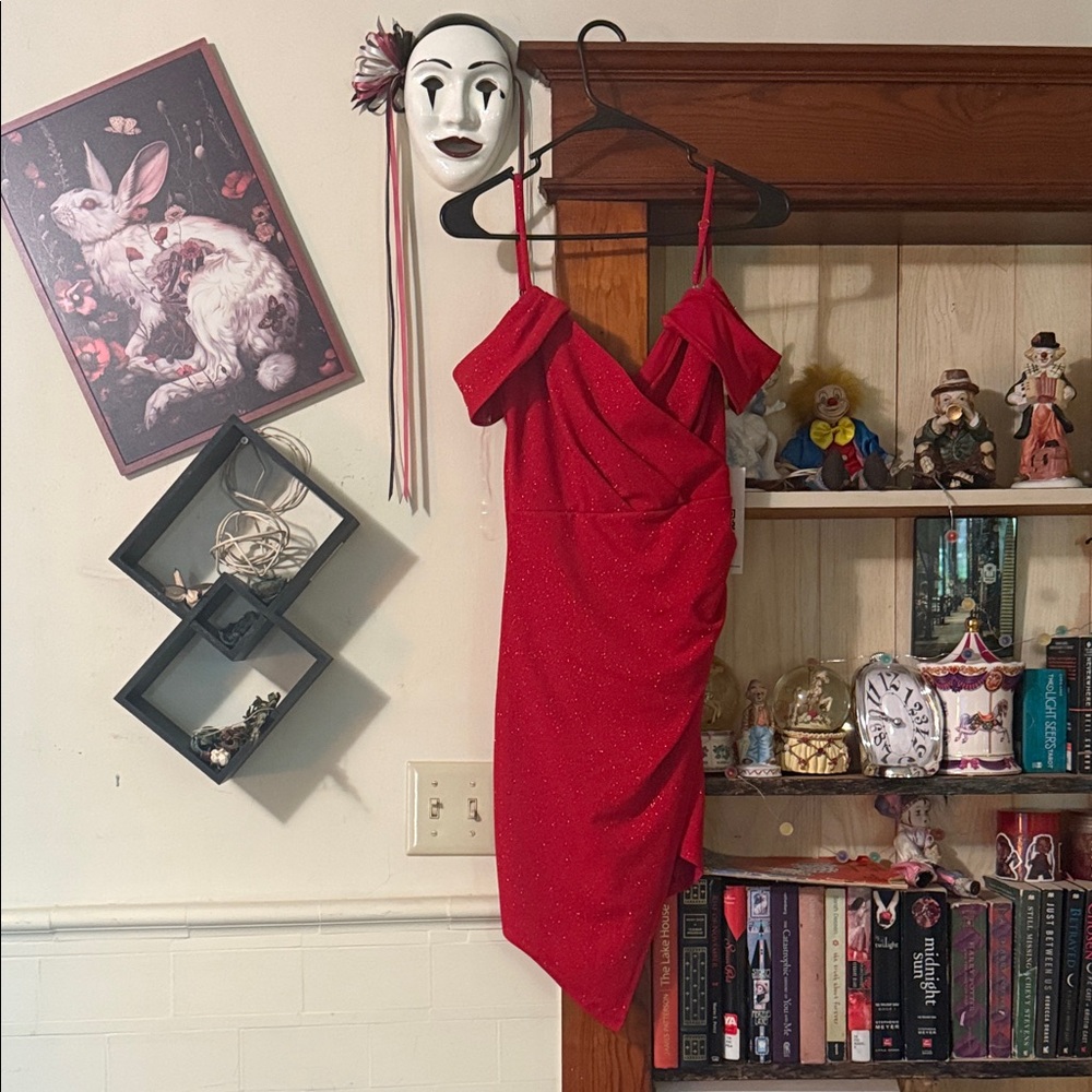 NEW Emerald Sundae Asymmetrical Red Dress